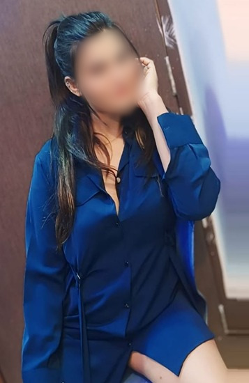 Daund call girl