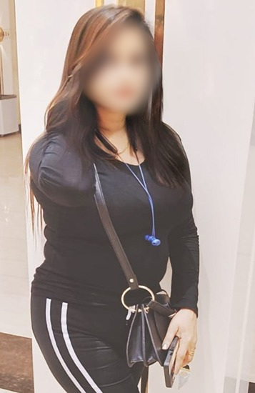 Daund call girl hot escorts model